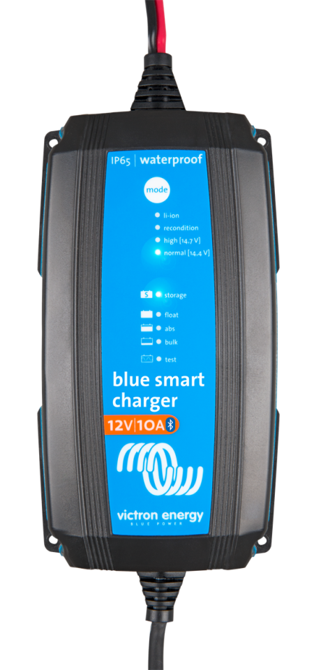 Blue Smart IP65 12V/10A Battery Charger+DC connector